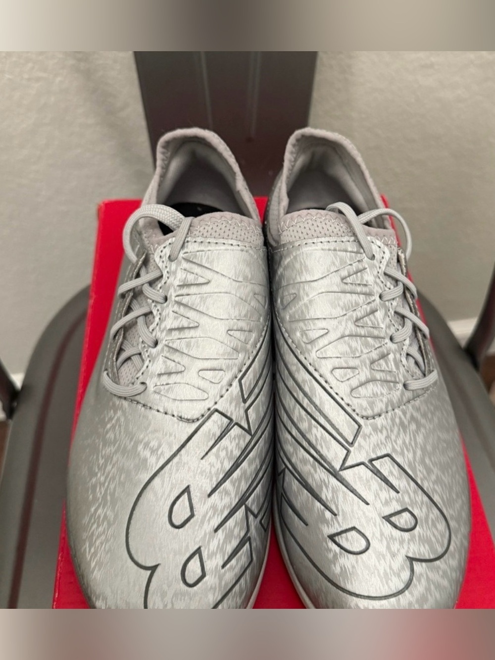 NWT New Balance Furon v7 Dispatch Junior TF Soccer Shoes Youth 4.5 wide - Picture 4 of 5